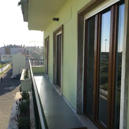 Апартаменты Pensao Rosinha Belem Tower House